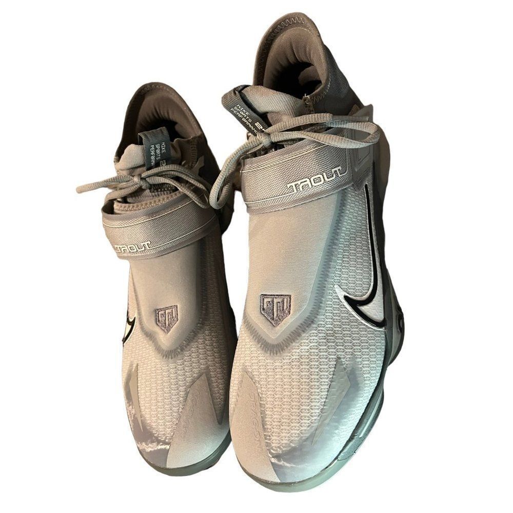 Nike Men's Force Zoom Trout 8 Elite Mid Metal Baseball Cleats Shoes Size 12